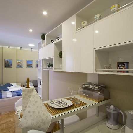 Lux Life Apartment Belgrád Kültér fotó